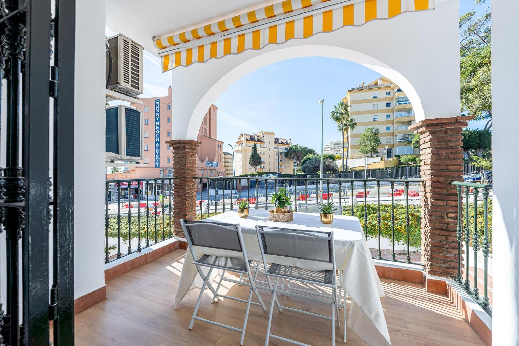 797 Holiday Rentals - Apartamento en Pueblo Quinta a 1 min de la Playa Benalmádena Exterior foto